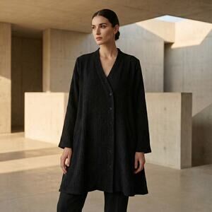 URU Women's Travel Jacket in Black Texured Silk fit 1X